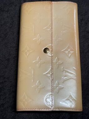 Louis Vuitton Vernis Sarah Long Wallet